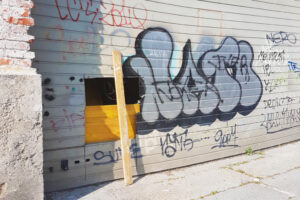 Sostituzione saracinesca Nichelino