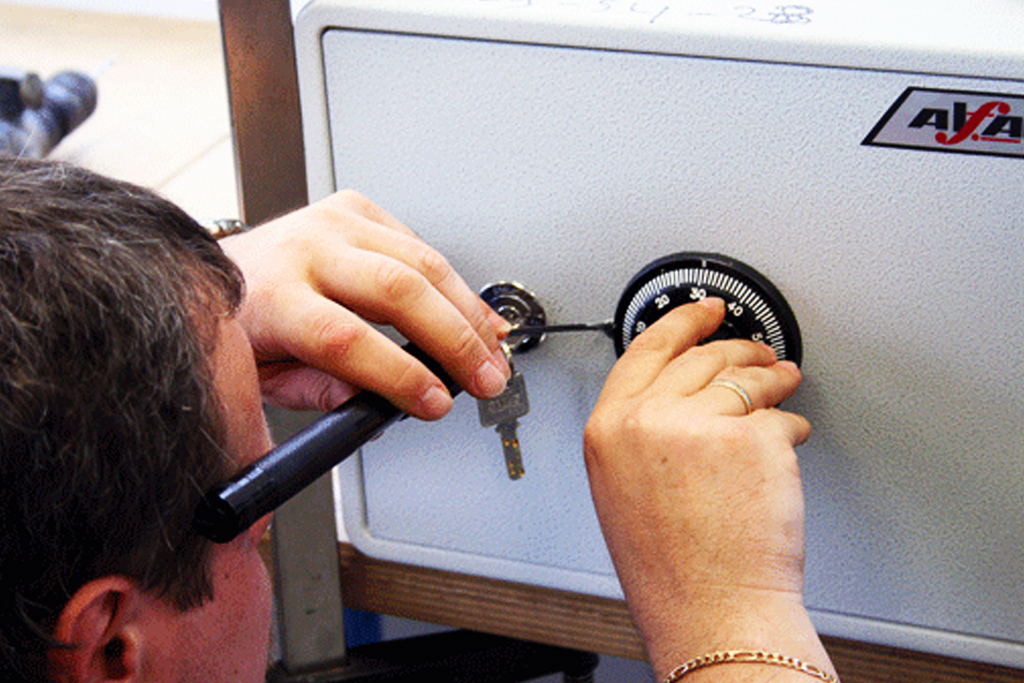 Fabbro Luserna San Giovanni