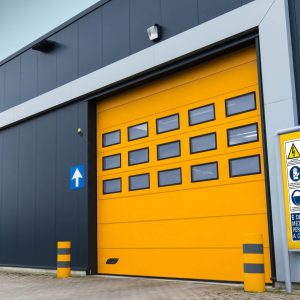 Guida alla Manutenzione di Portoni Industriali: Cosa Devi Sapere