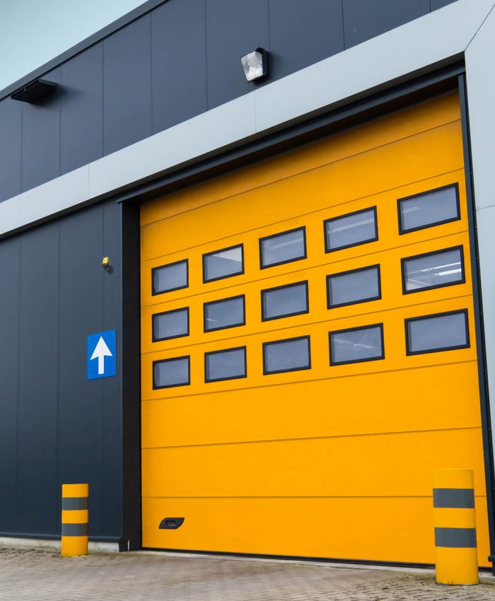 Guida alla Manutenzione di Portoni Industriali: Cosa Devi Sapere